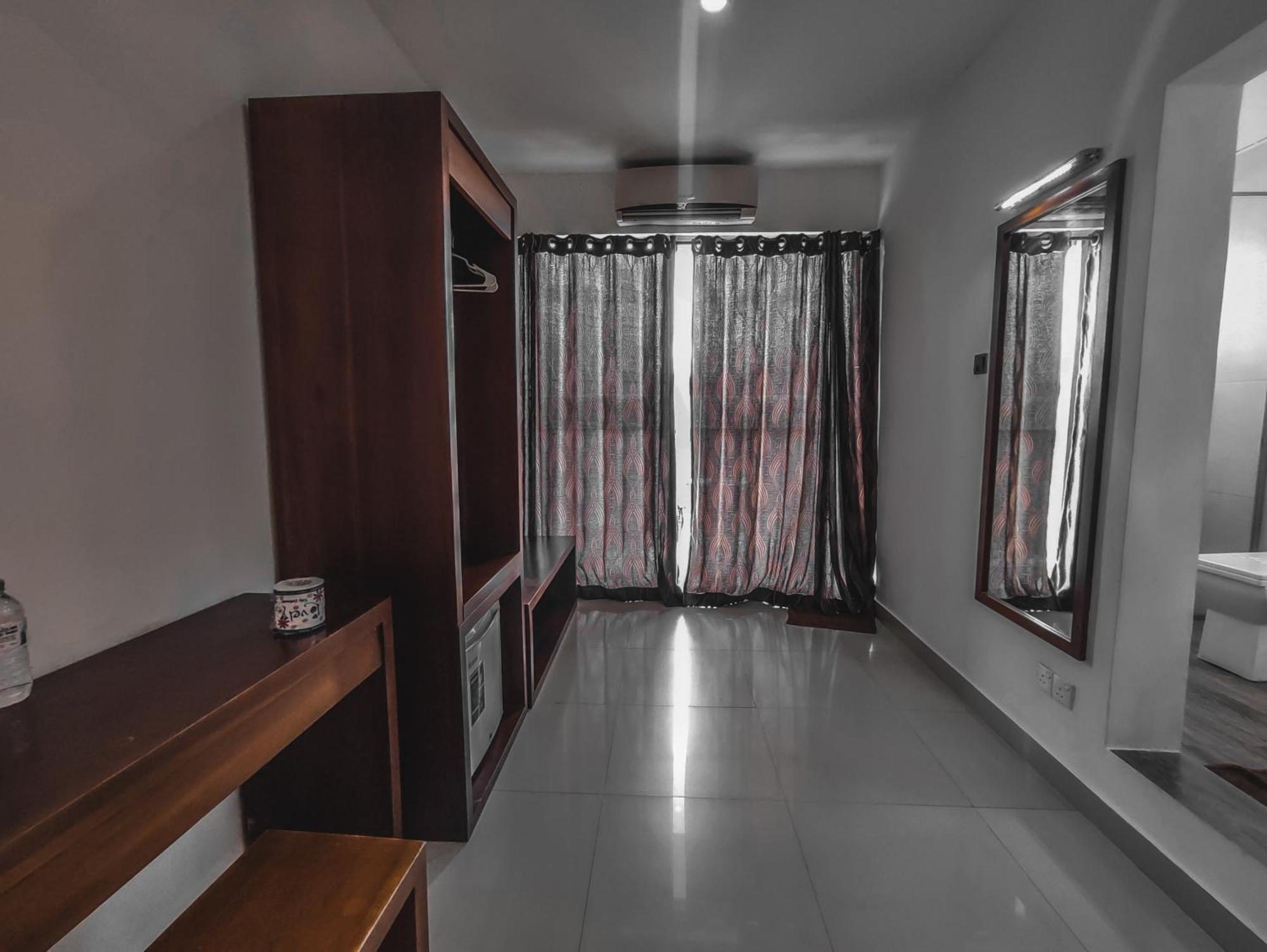 Hotel Elephant Park - New Deal! Half Off Airport Pickups Available Pinnawala  Exteriér fotografie