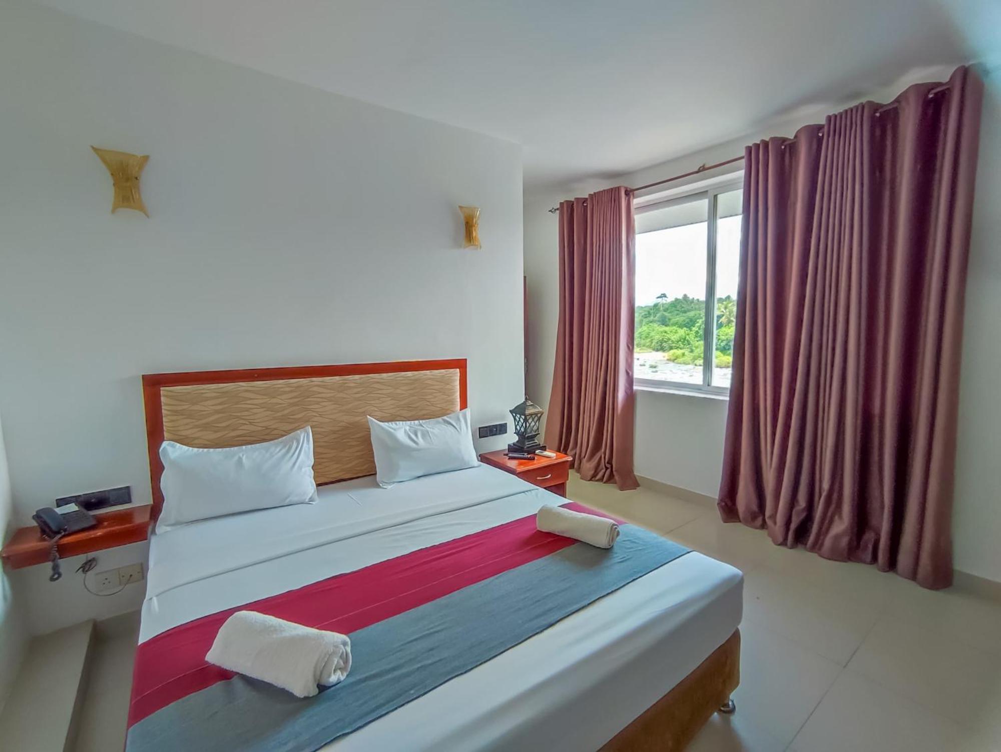 Hotel Elephant Park - New Deal! Half Off Airport Pickups Available Pinnawala  Exteriér fotografie
