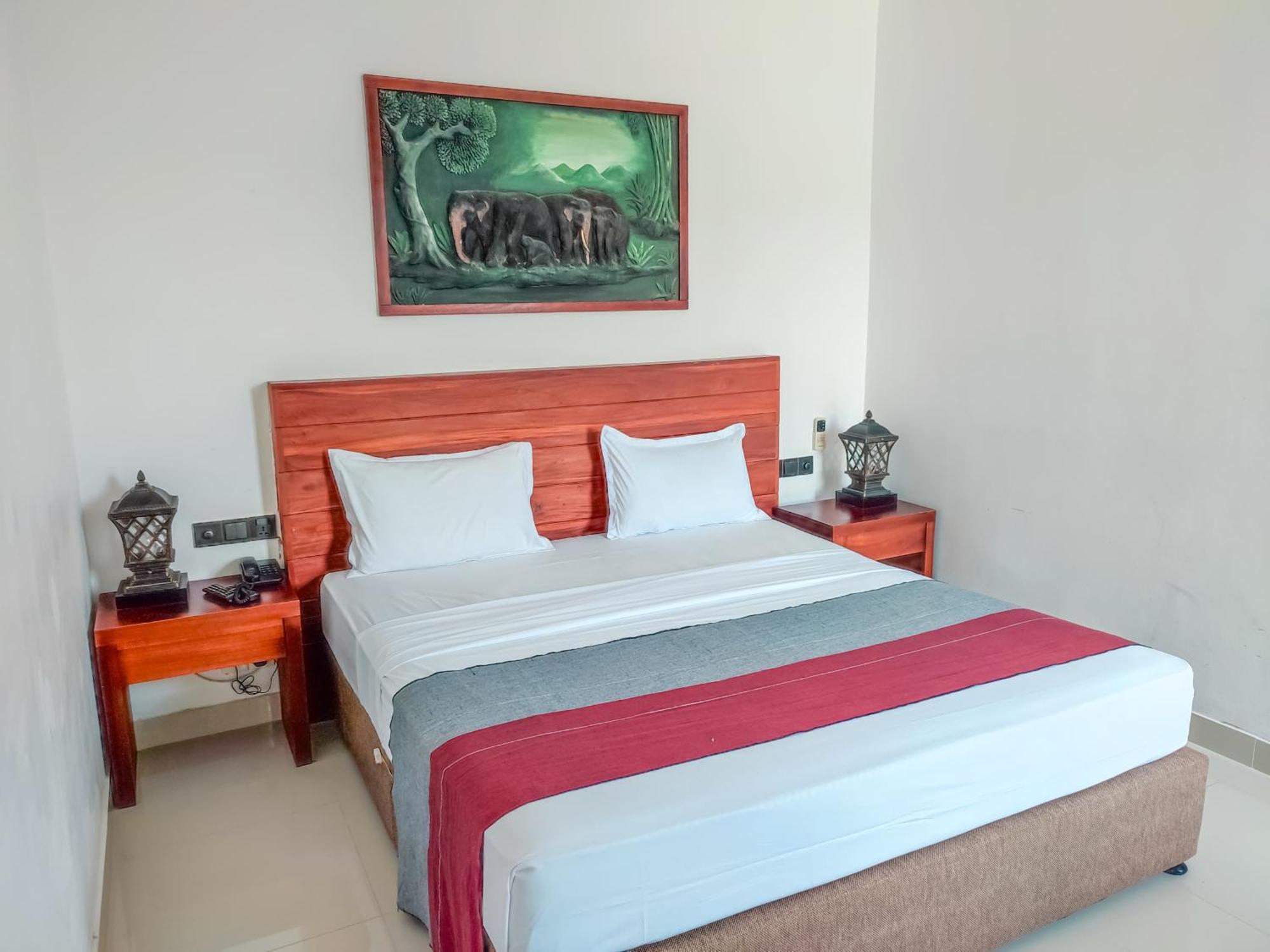 Hotel Elephant Park - New Deal! Half Off Airport Pickups Available Pinnawala  Exteriér fotografie